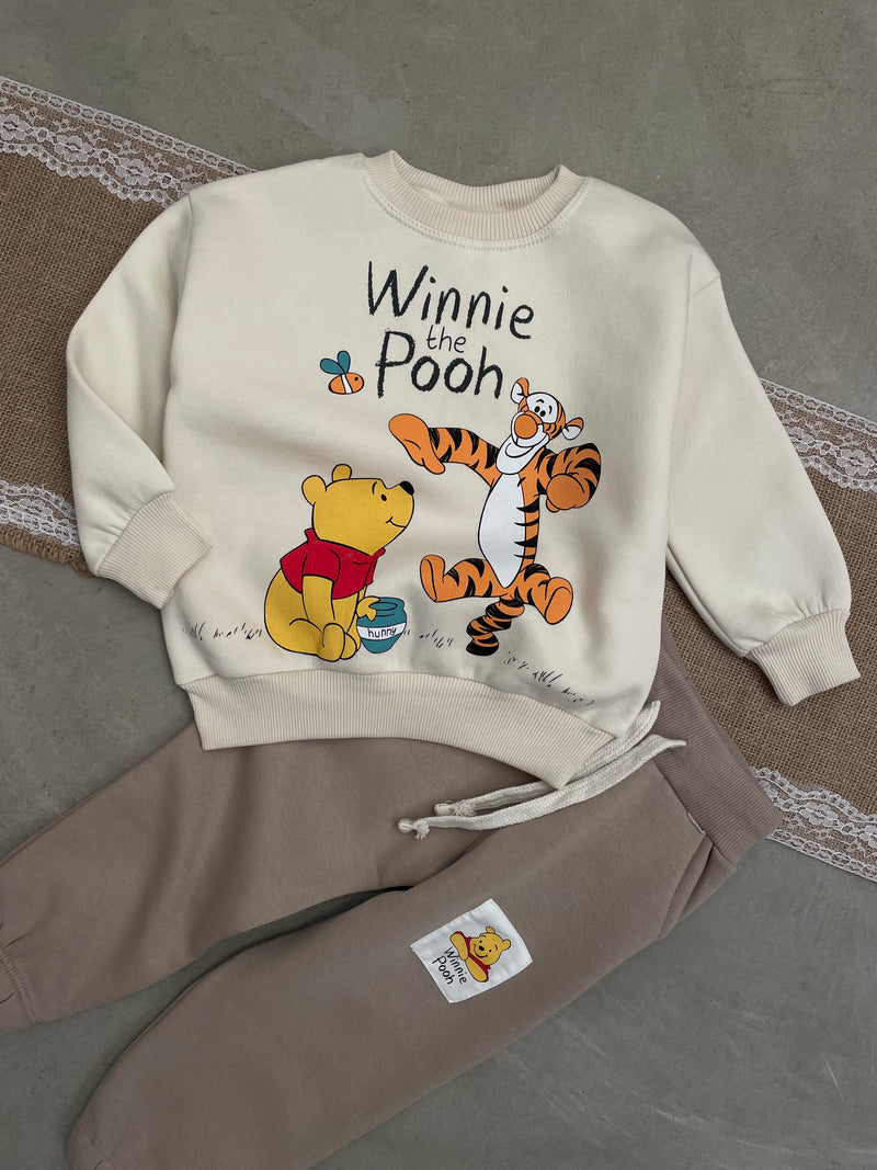 KOSTUM SPORTIV ME WINNIE POOH