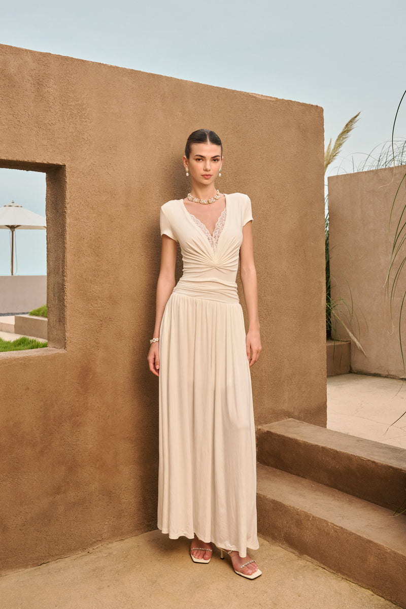 Lace V-neck ruched maxi dress