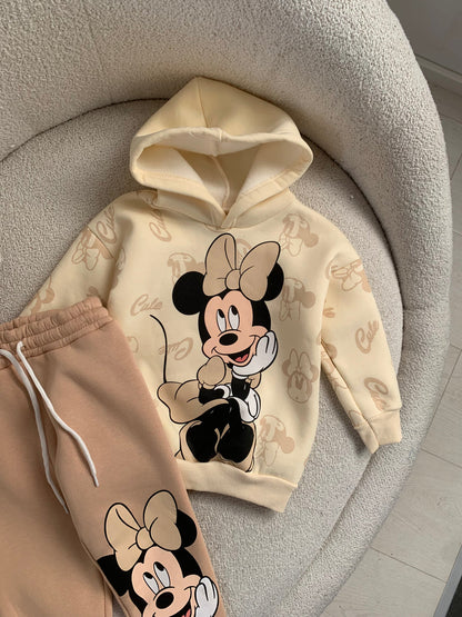 KOSTUM SPORTIV ME MINNIE MOUSE