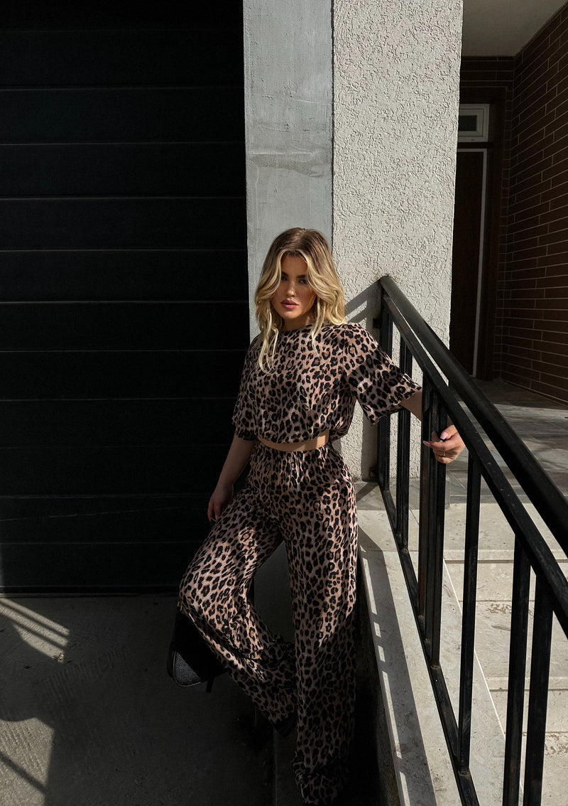 KOSTUM LEOPARD