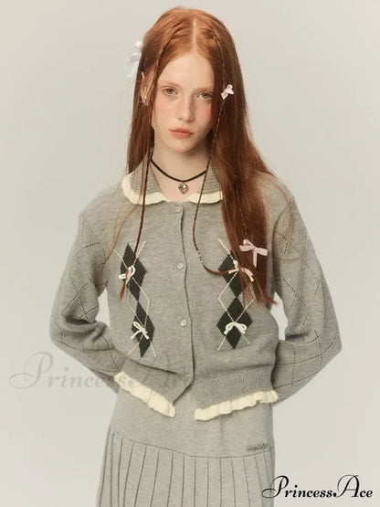 Argyle Collar Stylish Buttoned Knitted Cardigan