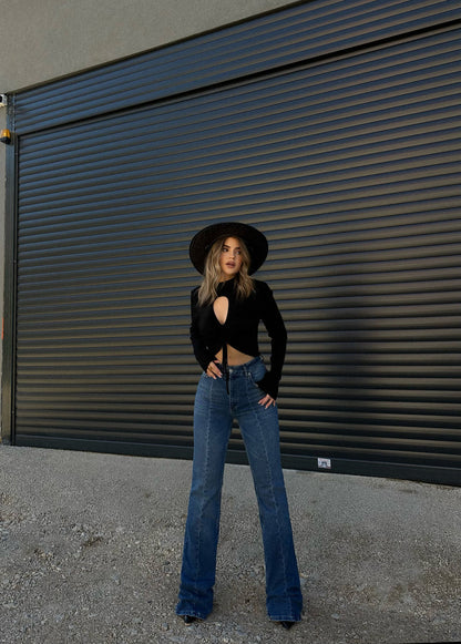 CROP TOP ME LIDHJE PERPARA