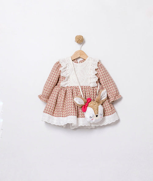 FUSTAN I SHKURTER ME CANTE