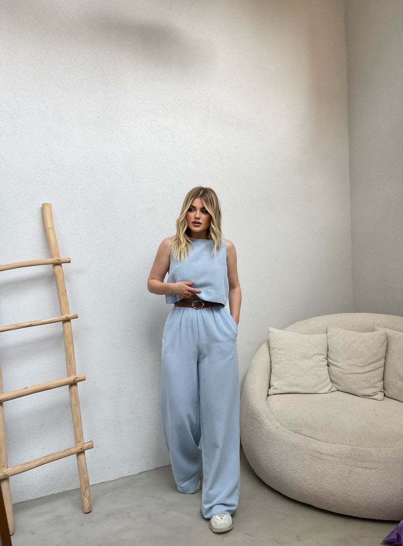 KOSTUM CROP DHE PANTALLONA