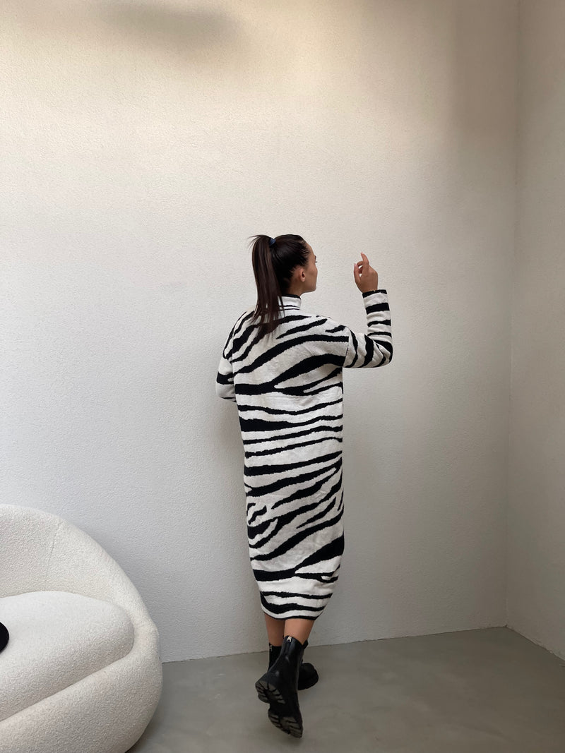 FUSTAN ME DIZENJO ZEBRE