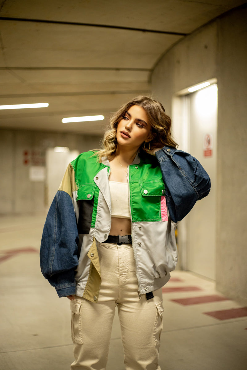XHAKET ME NGJYRA