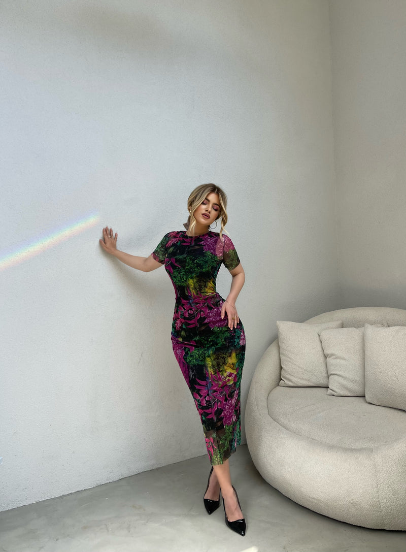 FUSTAN ME MOTIVE