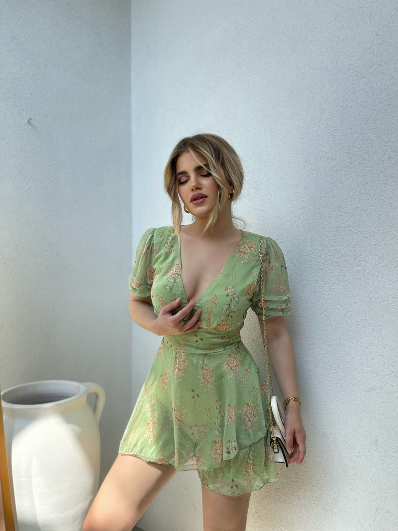 JUMPSUIT ME LULE DHE KRAHE TE SHKURTER