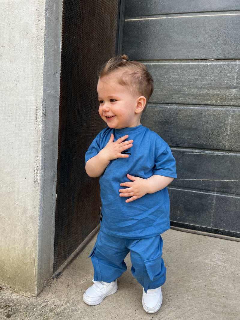 KOSTUM ME BLUZE DHE TUTA