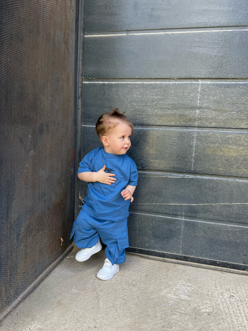 KOSTUM ME BLUZE DHE TUTA