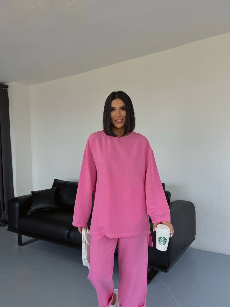 KOSTUM OVERSIZE