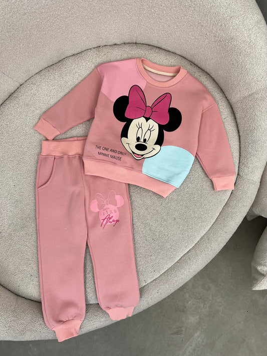 KOSTUM SPORTIV ME MINNIE MOUSE