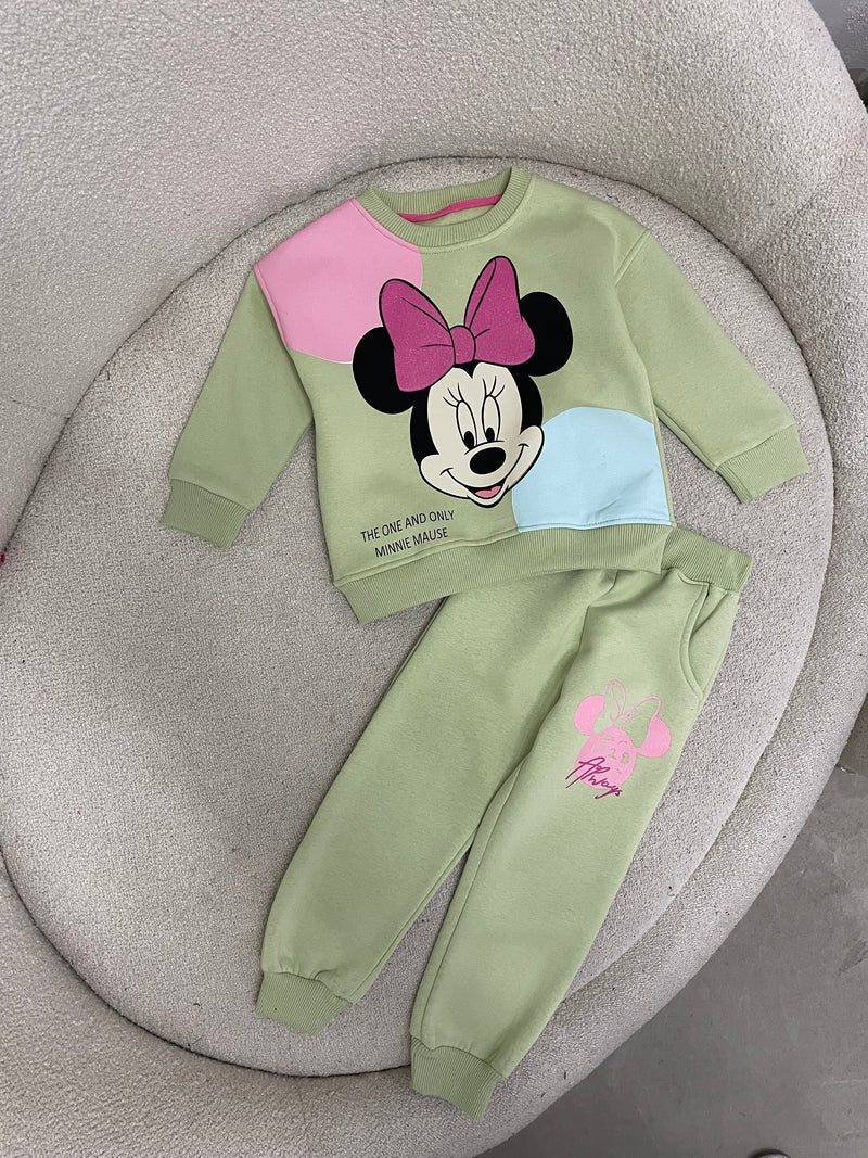 KOSTUM SPORTIV ME MINNIE MOUSE