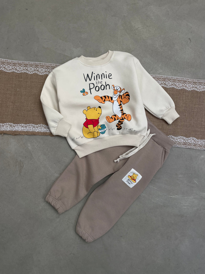 KOSTUM SPORTIV ME WINNIE POOH