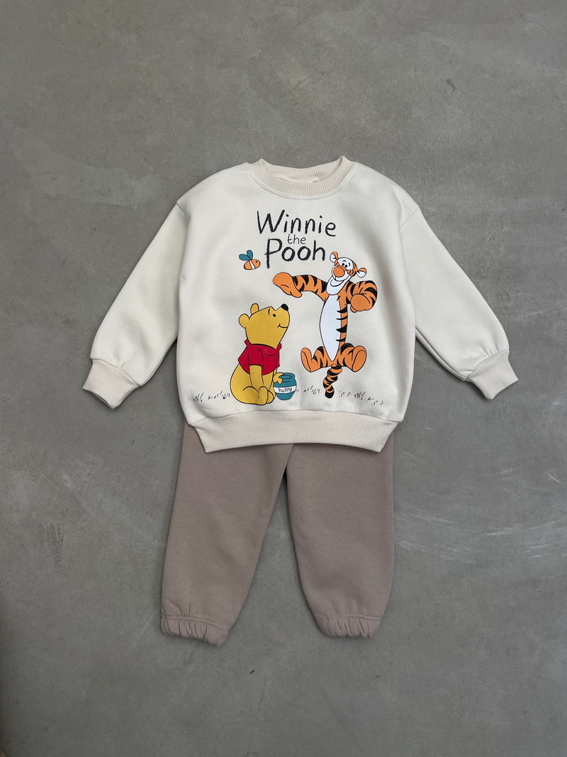 KOSTUM SPORTIV ME WINNIE POOH