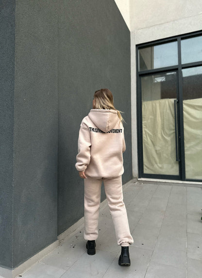 KOSTUM SPORTIV