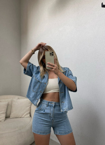 KOSTUM XHINS