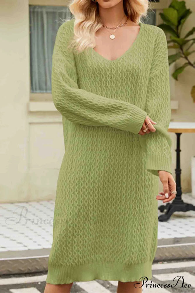 Long Knitted Sweater Dress In Solid Color Green / S Midi Dresses
