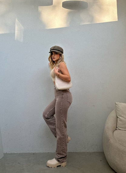 MOM JEANS