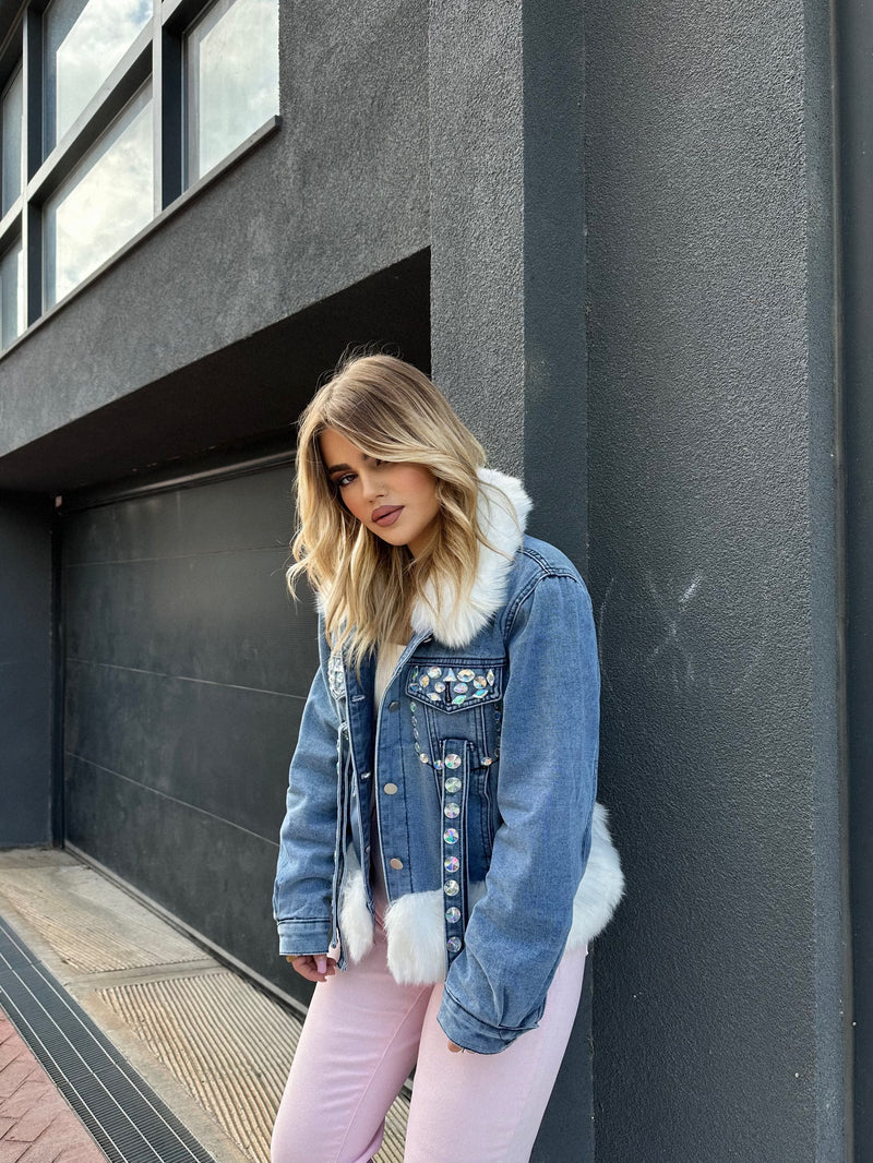 PELLUSH XHINS ME GURE NE PJESEN PERPARA