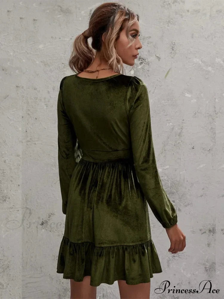 Velvet Ruffled Dress With Deep V-Neck And Puff Sleeves S / Black